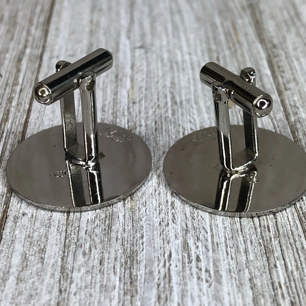 Vintage Karu Round Silver Engraved Cuff Links